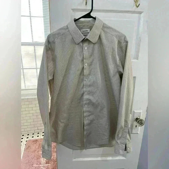 Calvin Klein Dress Shirt Button Down‎ - Picture 1 of 4